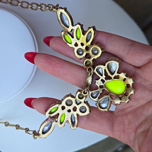 J Crew Gold (Brass Tone ?) and Neon Green Statement Crystal Necklace - Picture 8 of 13